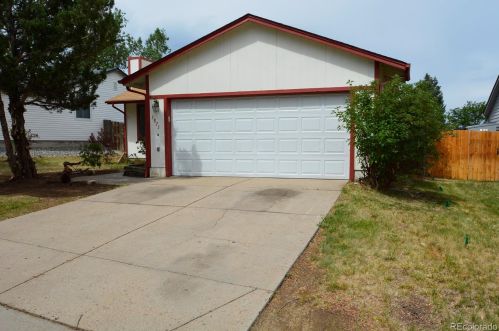 3873 Nucla St, Denver, CO 80013-2864
