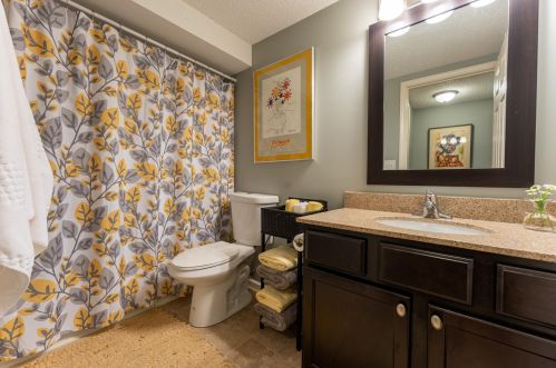 588 Hall Ave, Saint Paul MN  55107-2840 exterior