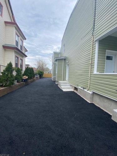 205 Park Ave, Paterson NJ  07501-2316 exterior