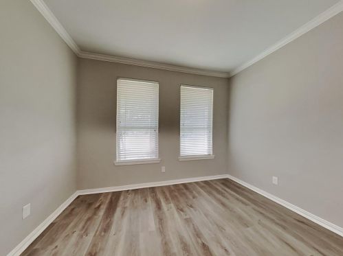 1602 Hickory Burl Ln, Conroe TX  77301-2760 exterior