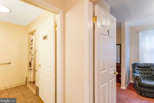 12606 Meadowood Dr, Silver Spring MD 20904-2928 exterior