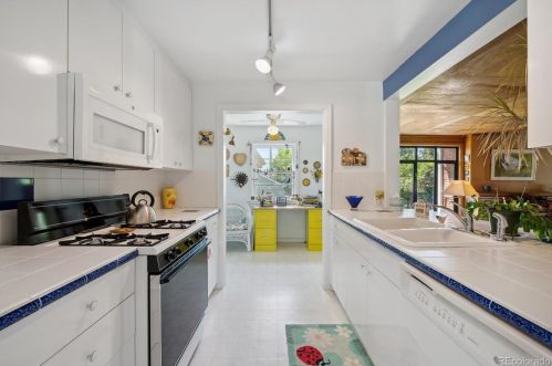 1050 Amherst Ave, Englewood CO 80113-1756 exterior