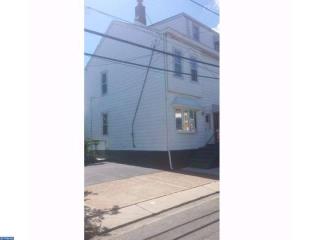 61 Washington St, Trenton, NJ 08611-3669
