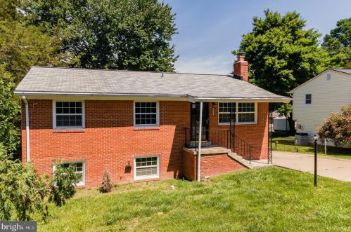 4420 Kentmore Dr, Woodbridge, VA 22193-5226