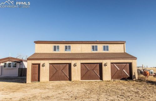 30975 Washington Rd, Calhan, CO 80808-8919