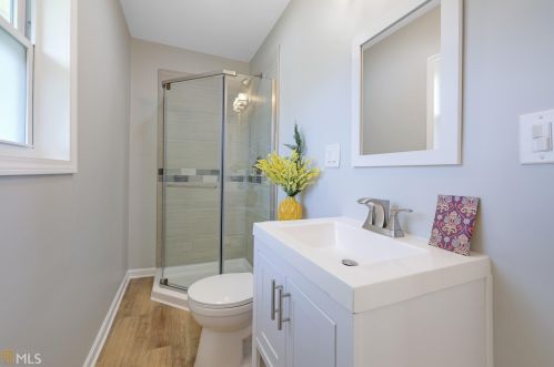 976 Pinehurst Dr, Smyrna GA  30080-4225 exterior