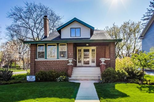 4301 Central Ave, Western Springs, IL 60558-1333