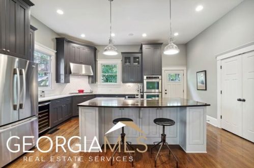 1074 Colquitt Ave, Atlanta GA  30307-1922 exterior