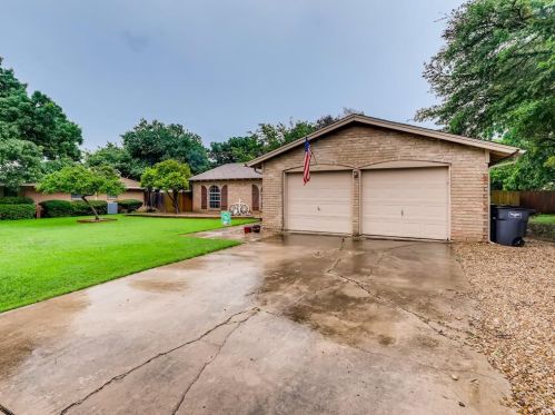 3705 Kelvin Ave, Fort Worth, TX 76133-2945