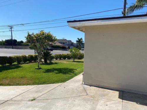 1234 Corta Dr, Santa Ana, CA 92704-1918
