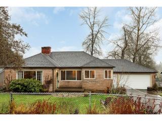 3345 Primrose St, Portland OR  97219-5235 exterior
