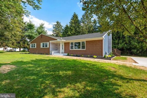 448 Bishop Rd, Harrison Township, NJ 08062-2835