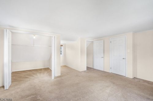 18 Meadow Ln, Hackettstown NJ  07840-4116 exterior