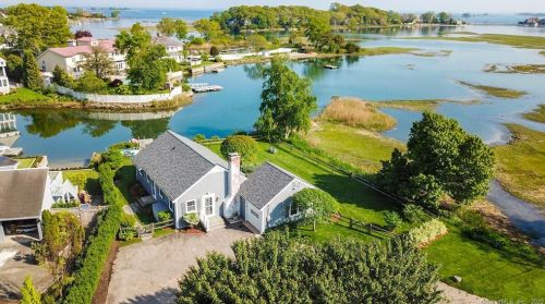 117 Old Saugatuck Rd, Norwalk CT  06855-2226 exterior