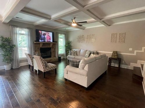 1233 Blairwood Ct, Atlanta GA  30331-7490 exterior