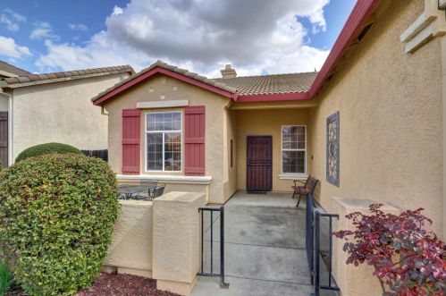 9835 Brinzino Ct, Elk Grove, CA 95757-3036