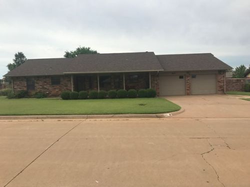 803 Clark Dr, Kingfisher, OK 73750-3814