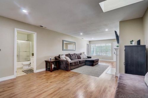 145 El Valle Opulento, Vista CA 92083-7708 exterior