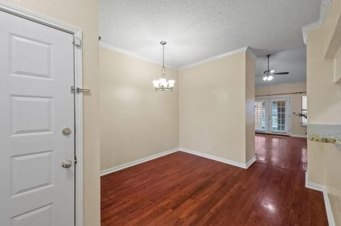 3257 Donnelly Cir, Fort Worth TX  76107-5440 exterior