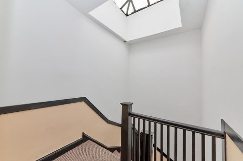 3853 Ainslie St, Chicago IL  60625-8322 exterior