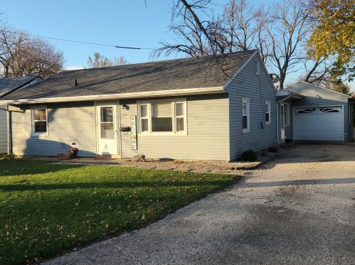 536 Erickson St, Ottawa, IL 61350-4318