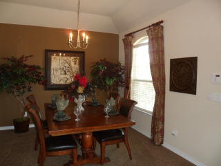 3705 Millers Creek Ln, Mustang, OK 73064-9225
