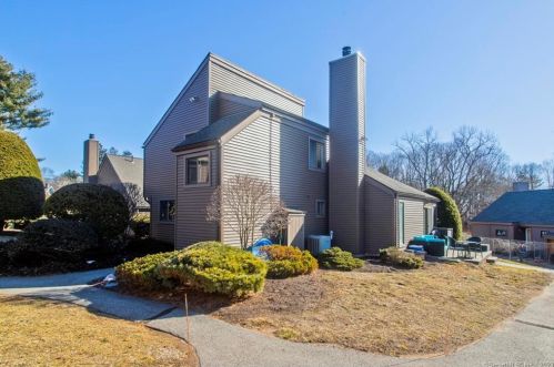 54 Hollister Way, Glastonbury, CT 06033-3114