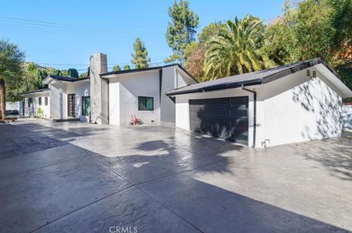 3411 Chevy Chase Dr, Glendale CA  91206-1418 exterior