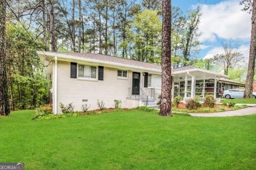 2777 Luther Dr, Atlanta GA  30344-2314 exterior