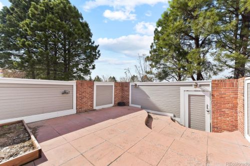 7510 Monaco Way, Englewood CO  80112-2550 exterior