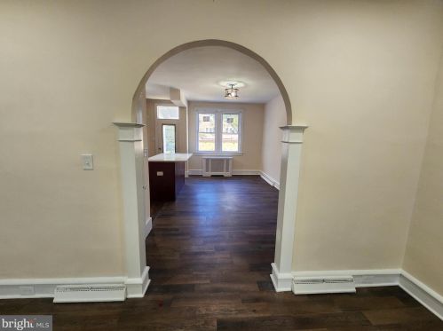 4621 Woodland Ave, Camden NJ  08110-6429 exterior