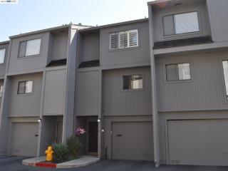 17996 Sunol Rd, Hayward, CA 94541-4632