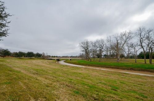 7511 Lone Star Jct St, Richmond TX 77406-7069 exterior