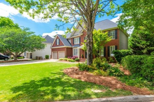 863 Valley Dr, Holly Springs, GA 30114-7724