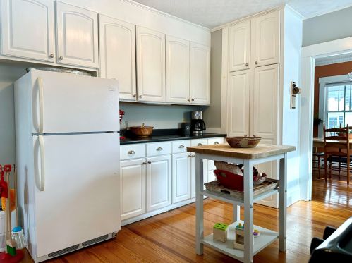 10 Nelson St, Keene, NH 03431-2328