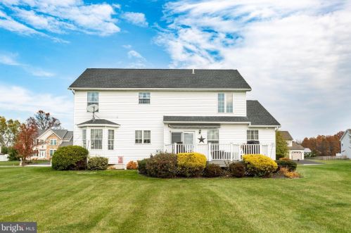 25 Allwood Dr, Hanover, PA 17331-7770