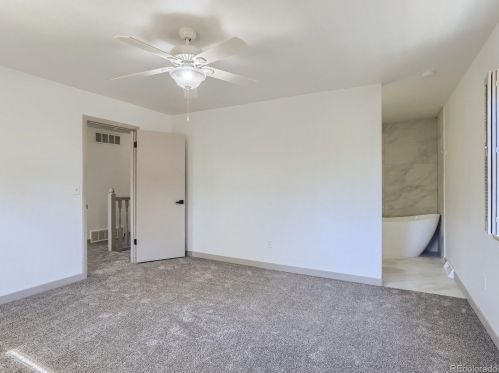 8894 Radcliff Ave, Denver CO  80237-2510 exterior