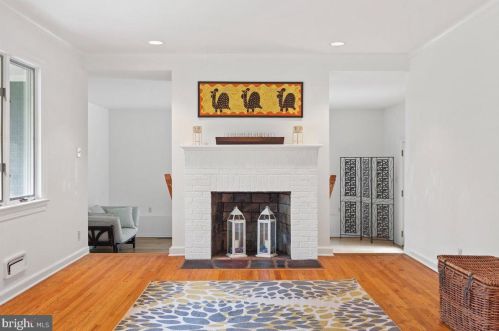 59 Longview Dr, Princeton NJ  08540-5636 exterior