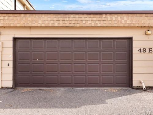 48 Regency Blvd, Pueblo, CO 81005-1832