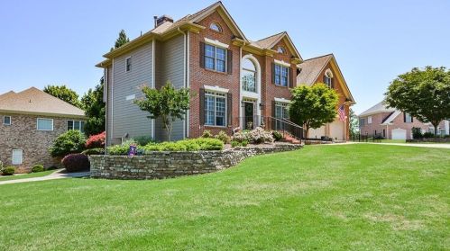 1108 Promontory Dr, Marietta, GA 30062-2991