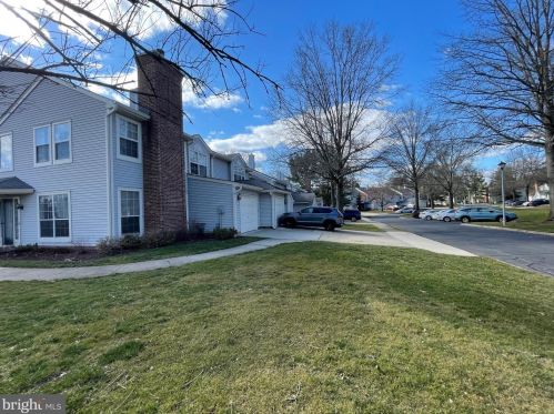 12 Colebrook Ct, Princeton NJ  08540-7050 exterior