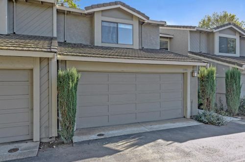 1106 Claycomb Ct, San Jose, CA 95118-2771