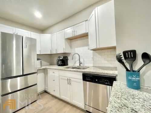 5332 Denny Dr, Atlanta GA  30349-5206 exterior