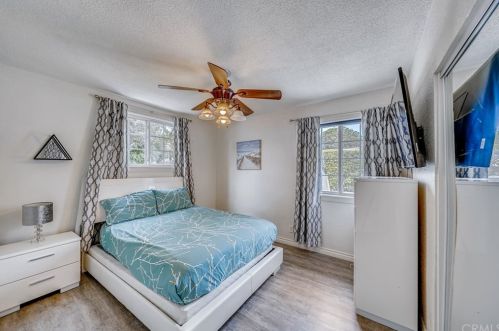 1111 Beacon Ave, Anaheim CA  92802-1811 exterior