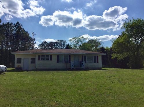235 Old Pioneer Trl, Holly Springs, GA 30115-6513