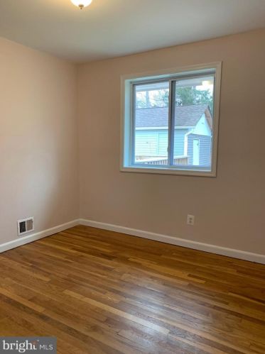 10607 Cavalier Dr, Silver Spring MD 20901-1628 exterior