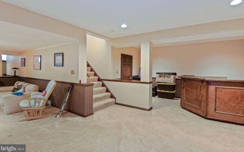 17501 New Hampshire Ave, Ashton MD  20861-9791 exterior