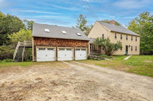 206 Longmarsh Rd, Lee, NH 03824-4201