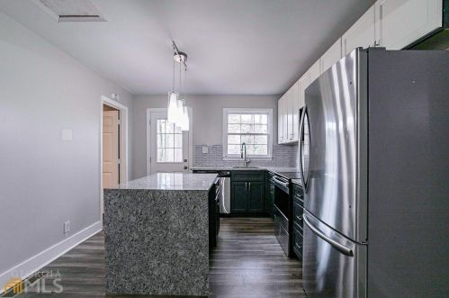 2279 Carver Cir, Atlanta GA  30314-2556 exterior