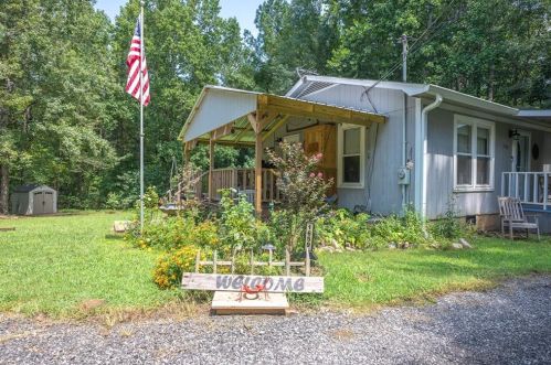1659 Hiram Sudie Rd, Hiram, GA 30141-2957